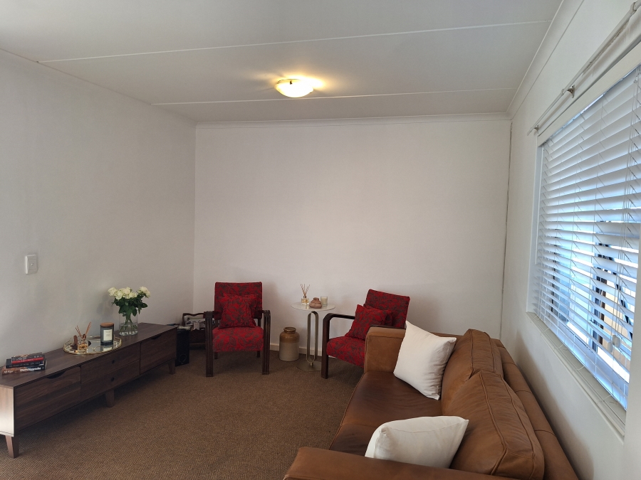 2 Bedroom Property for Sale in Townsend Estate Western Cape